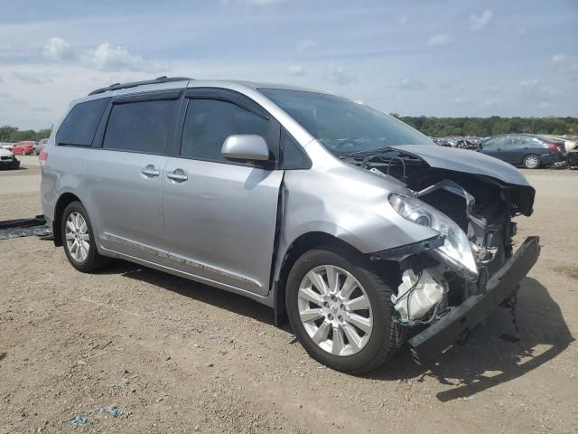 2012 Toyota Sienna XLE