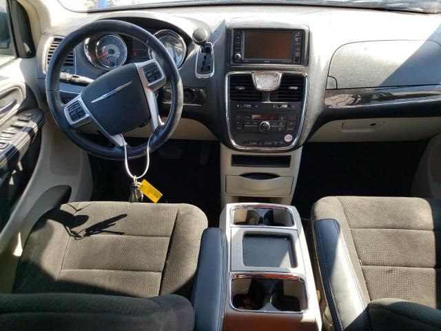 2012 Chrysler Town & Country Touring