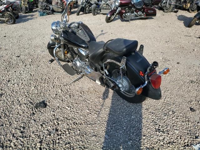 2002 Yamaha XVS1100 A