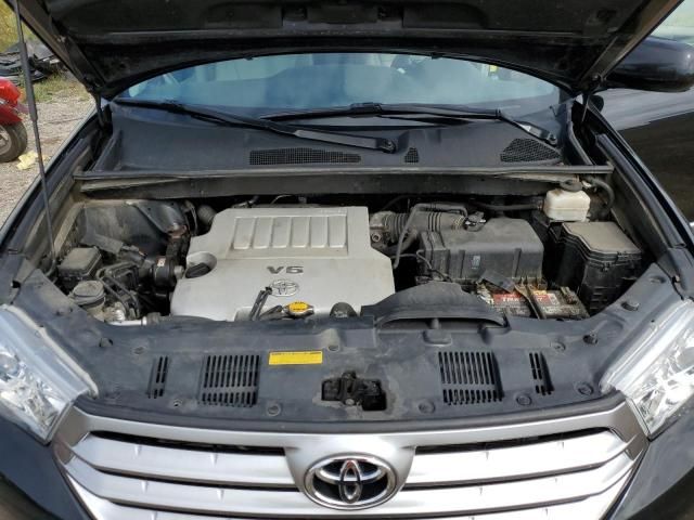 2011 Toyota Highlander Base