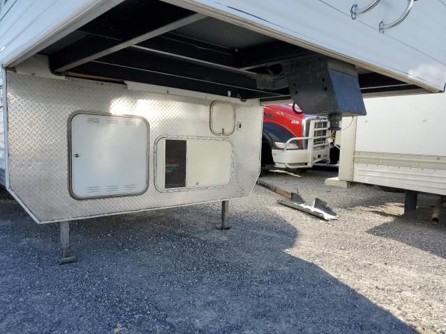 2004 Aljo 5th Wheel