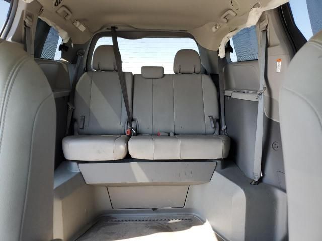 2015 Toyota Sienna XLE