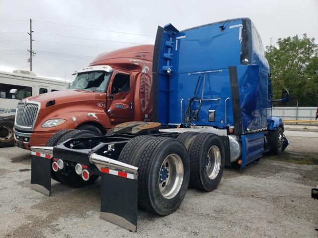 2022 Peterbilt 579