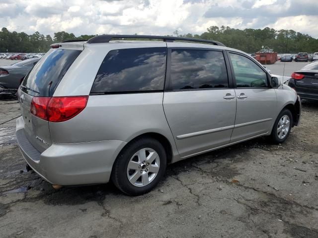 2008 Toyota Sienna XLE