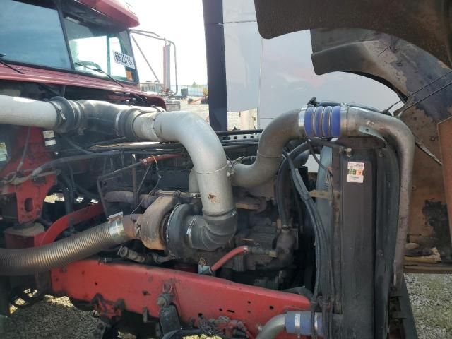 1998 Freightliner Conventional FLD120