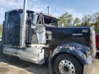 2013 Kenworth Construction W900