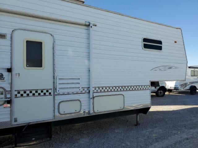 2004 Aljo 5th Wheel