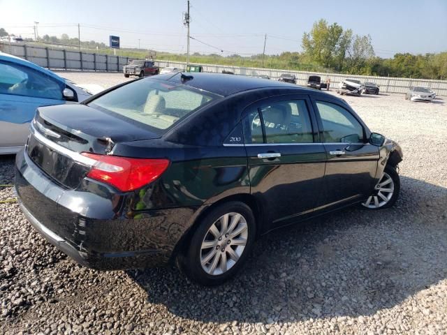 2013 Chrysler 200 Limited