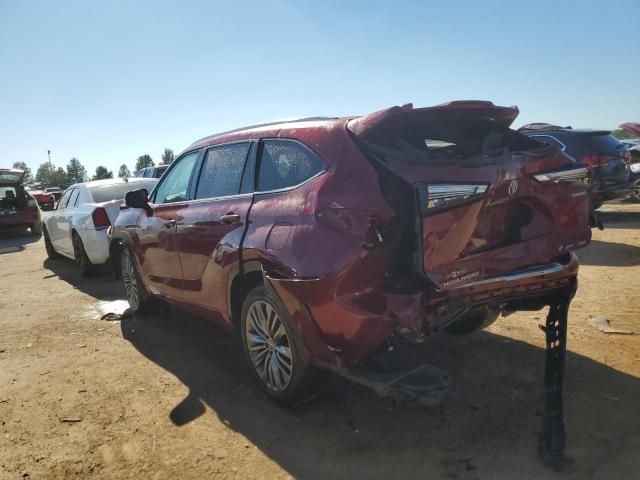 2021 Toyota Highlander Hybrid Platinum