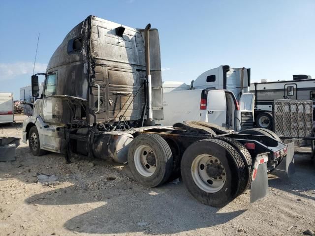 2015 Volvo VN VNL