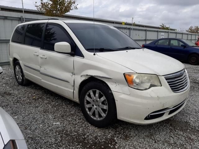 2013 Chrysler Town & Country Touring