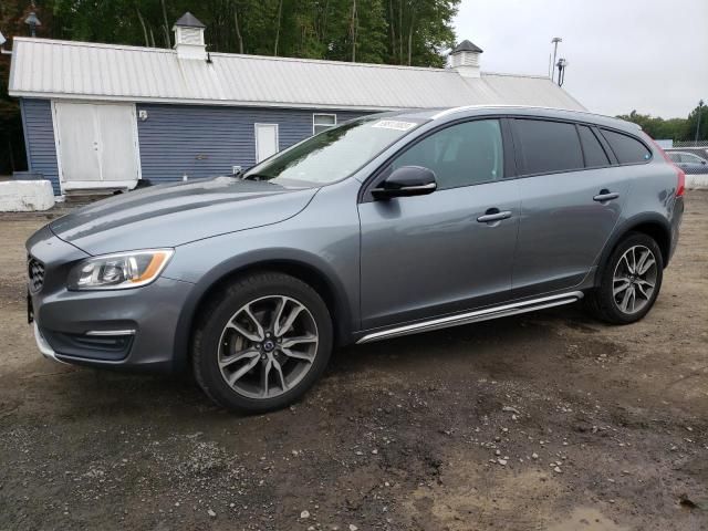 2017 Volvo V60 Cross Country Premier