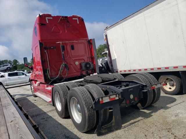 2014 Freightliner Cascadia 125