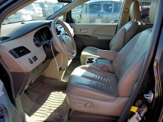 2012 Toyota Sienna XLE