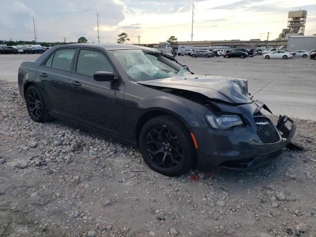 2019 Chrysler 300 Touring