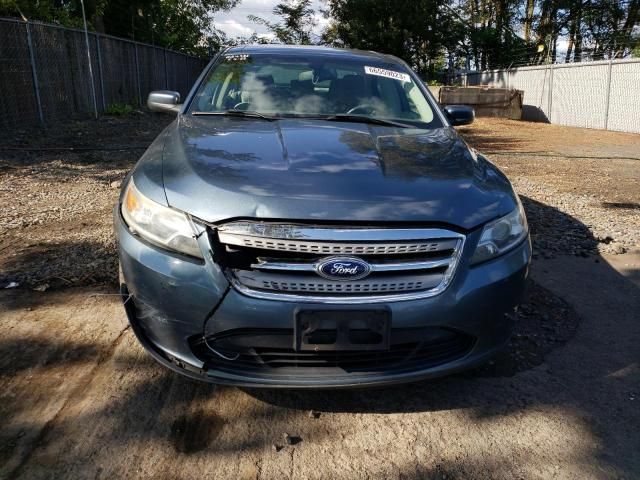 2010 Ford Taurus SEL