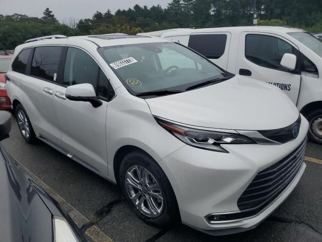 2023 Toyota Sienna Limited