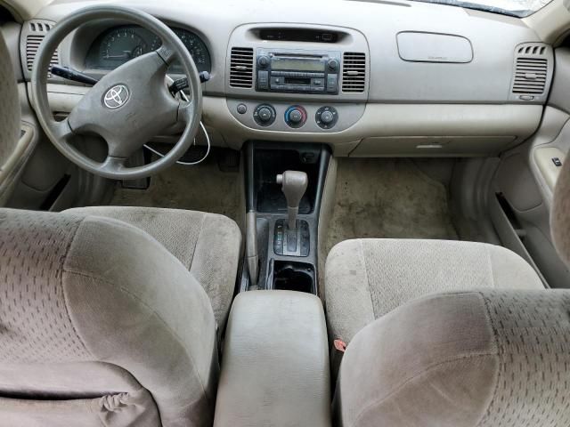 2004 Toyota Camry LE