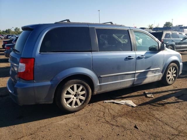 2011 Chrysler Town & Country Touring L