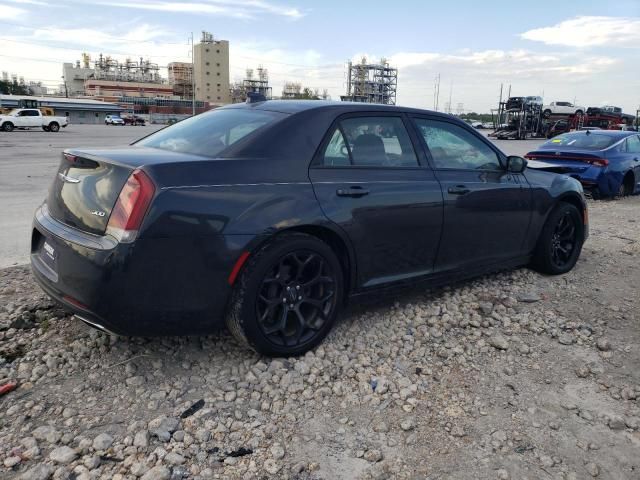 2019 Chrysler 300 Touring