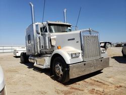 Salvage cars for sale from Copart Fresno, CA: 2016 Kenworth Construction W900