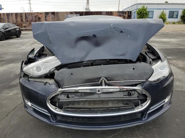 2014 Tesla Model S