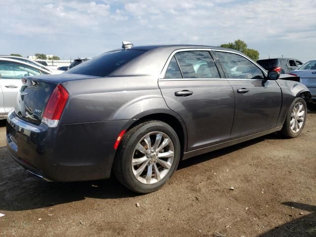 2016 Chrysler 300 Limited