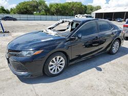 Carros salvage sin ofertas aún a la venta en subasta: 2018 Toyota Camry L