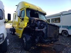 Freightliner salvage cars for sale: 2018 Freightliner Cascadia 125