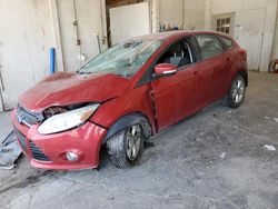 Carros salvage a la venta en subasta: 2012 Ford Focus SE