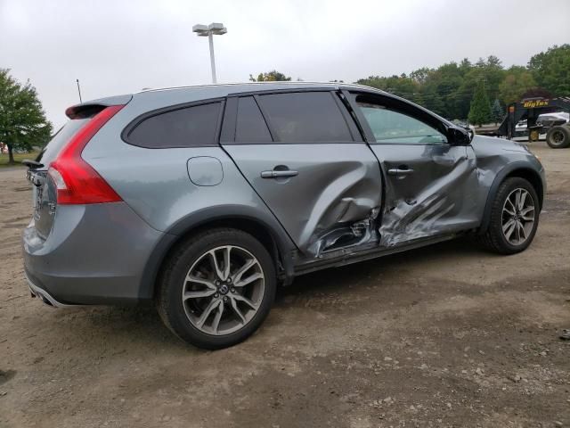 2017 Volvo V60 Cross Country Premier