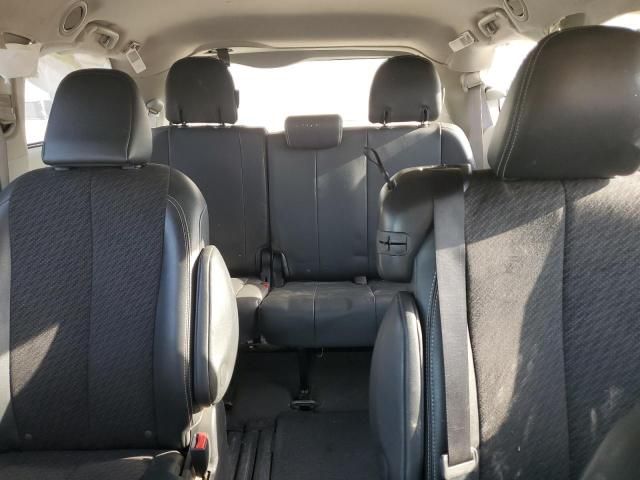 2012 Toyota Sienna Sport