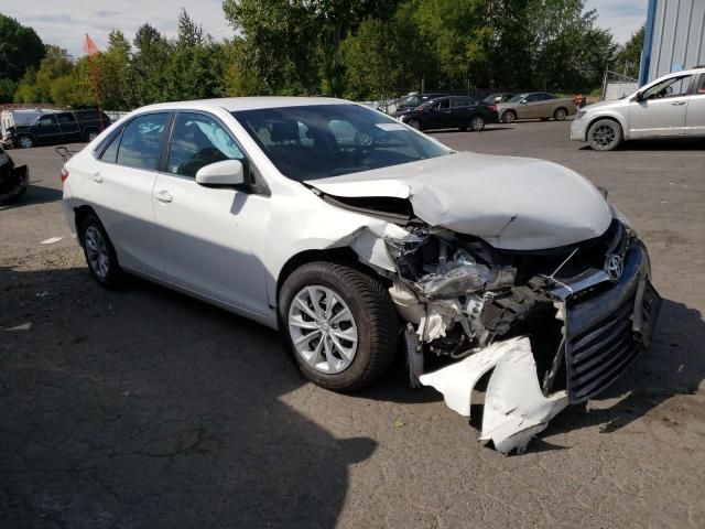 2016 Toyota Camry LE