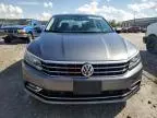 2018 Volkswagen Passat SE