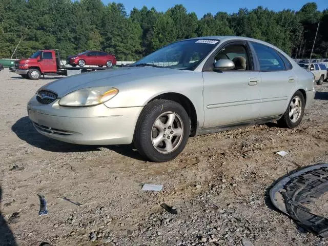 2003 Ford Taurus SE