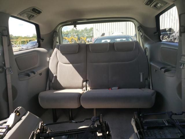 2005 Toyota Sienna CE