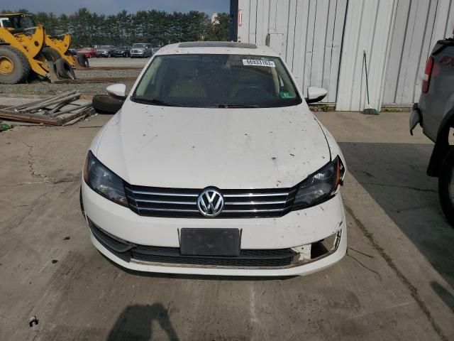 2012 Volkswagen Passat SE