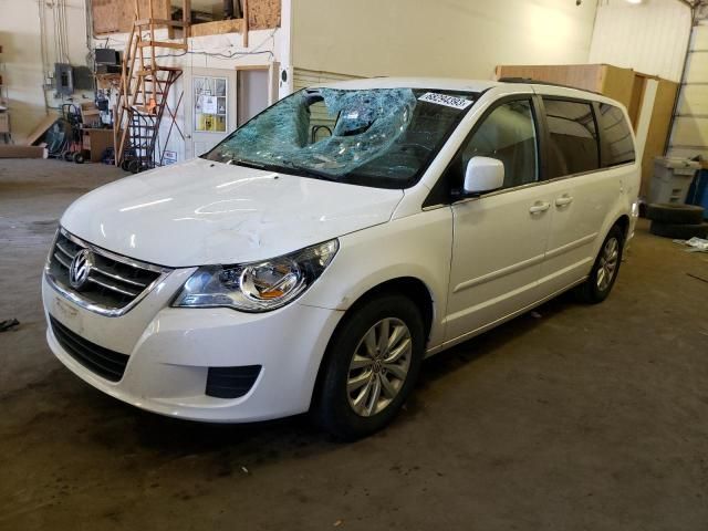 2012 Volkswagen Routan SE