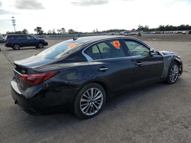 2018 Infiniti Q50 Pure