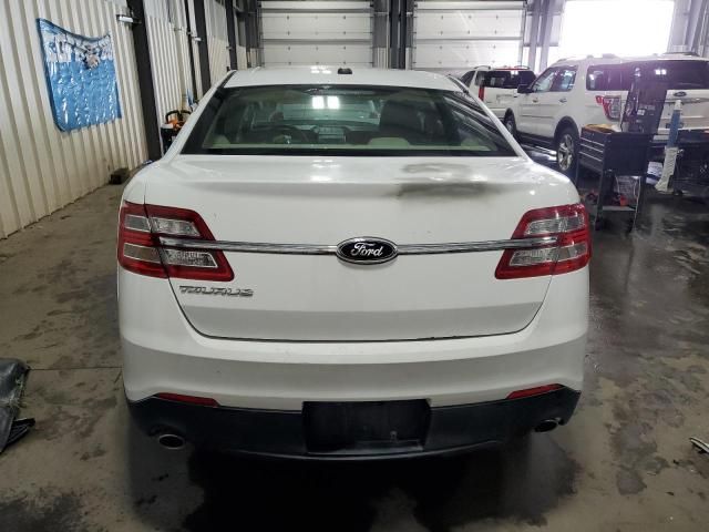 2013 Ford Taurus SE