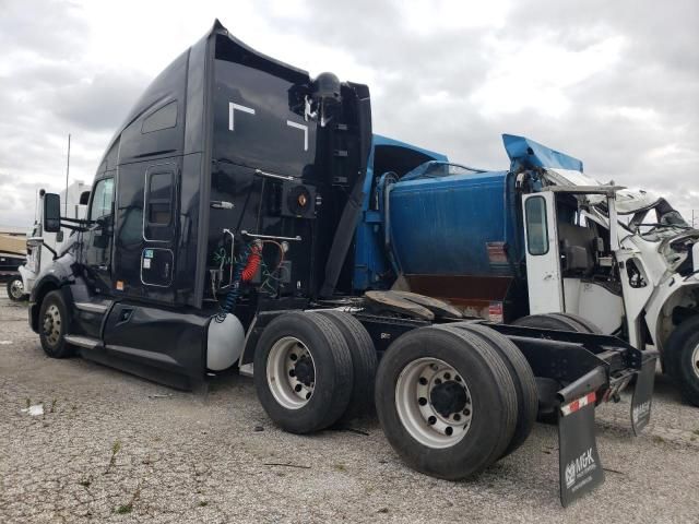 2019 Kenworth Construction T680