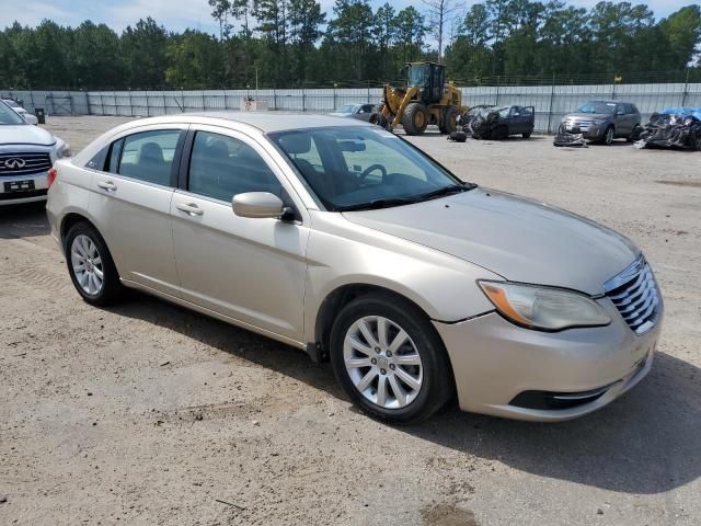 2013 Chrysler 200 Touring