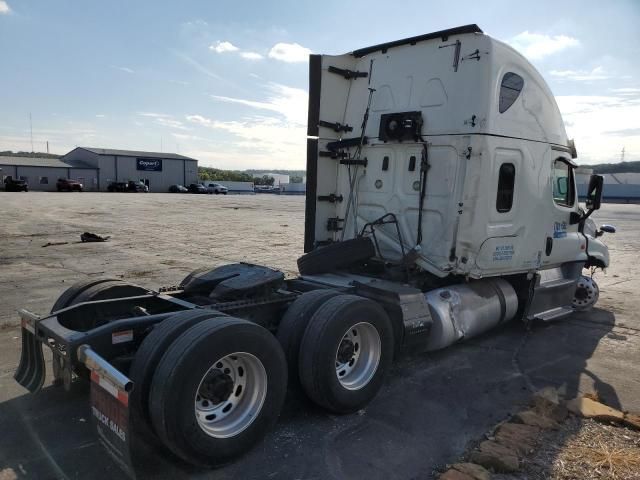 2018 Freightliner Cascadia 125