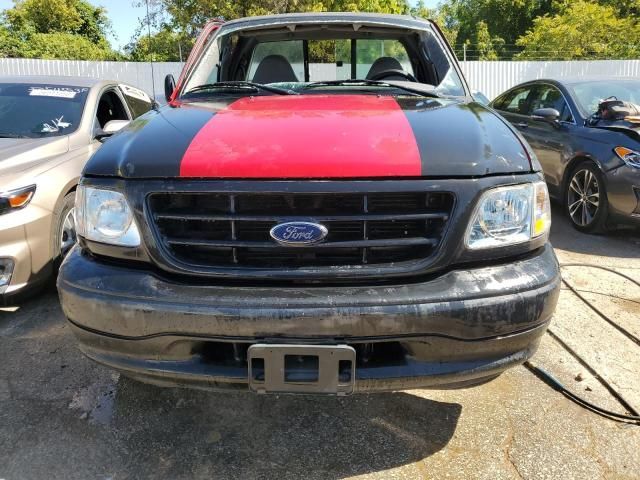 2004 Ford F-150 Heritage Classic