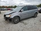 2014 Chrysler Town & Country Touring L