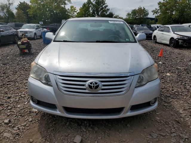 2010 Toyota Avalon XL