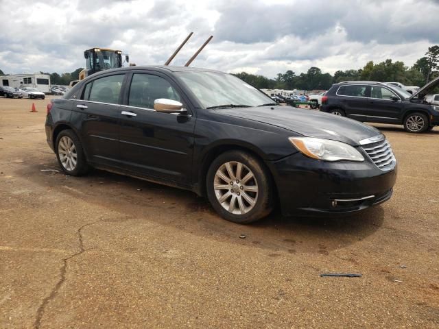 2013 Chrysler 200 Limited