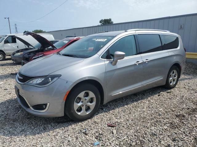 2017 Chrysler Pacifica Touring L Plus