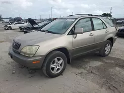 Lexus Vehiculos salvage en venta: 2002 Lexus RX 300