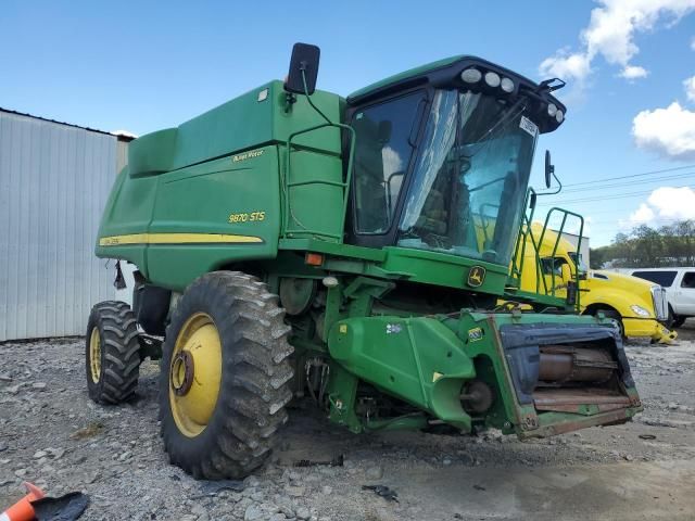 2010 John Deere COM